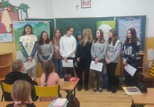 Drużyna Ambasadorów Edukacji Ekonomicznej w klasie 3a