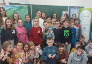 Drużyna Ambasadorów Edukacji Ekonomicznej w klasie 3a