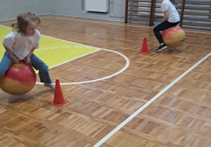 Dzień Sportu w klasach młodszych