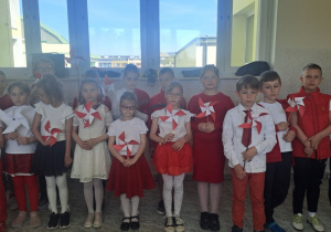 zdjęcie przedstawia klasę 2b