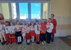 zdjęcie przedstawia klasę 2b
