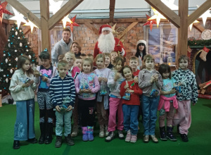 Klasa 1A sportowa o profilu piłkarskim w Krainie Świętego Mikołaja w Kołacinku!